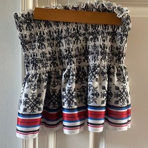 Adorable skirt from ZARA! So cute and comfortable.